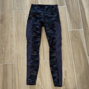 Fabletics camo leggings